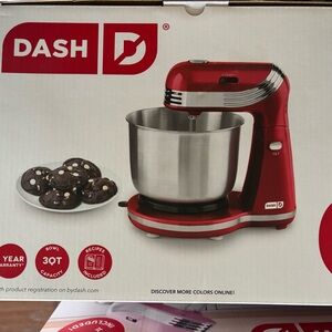 Dash Red Countertop Stand Mixer with Stainless Steel Bowl